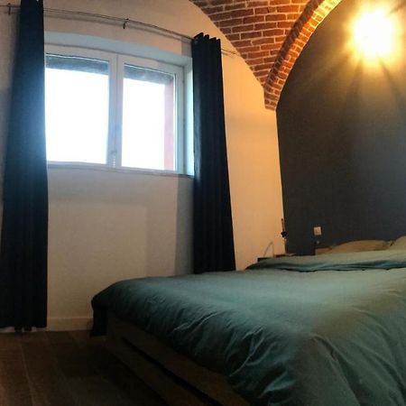 Ferienwohnung La Gaite De Louvignies Exterior foto