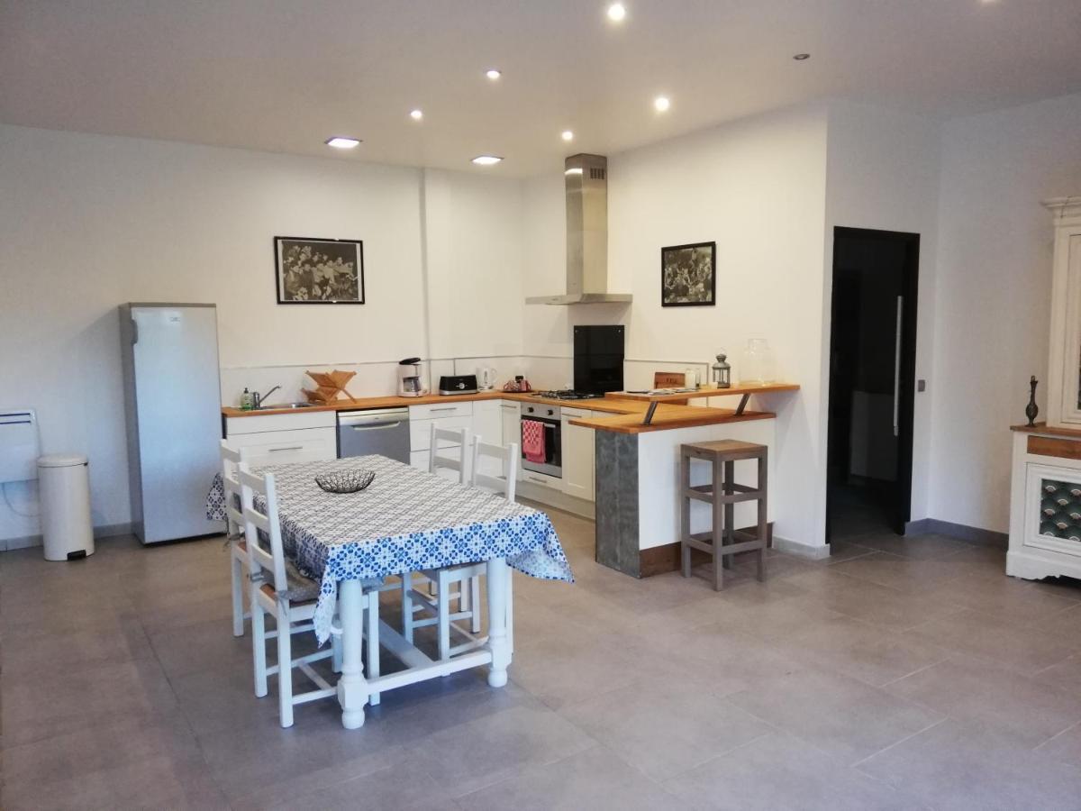 Ferienwohnung La Gaite De Louvignies Exterior foto